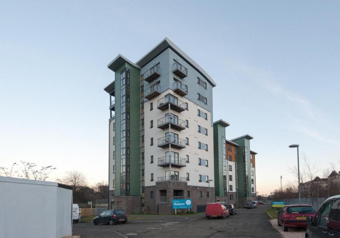 The Lochend Park View Residence Edinburgh Exterior photo